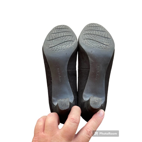 Easy Spirit Slip-on Dress Pumps in Black. Size 8/Eight. - Picture 3 of 3